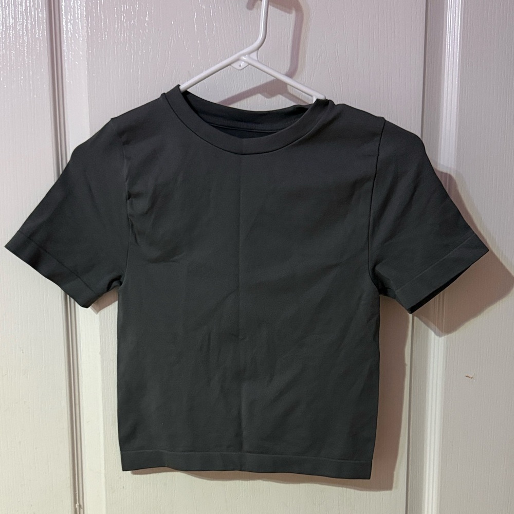 Shirt Sleeve Cropped Tee
